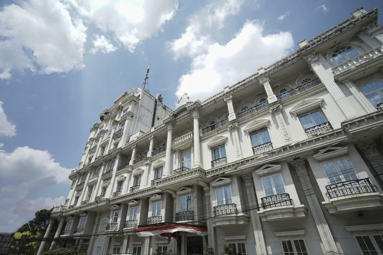 Capital O 1128 Hotel Imara Palimbão Exterior foto