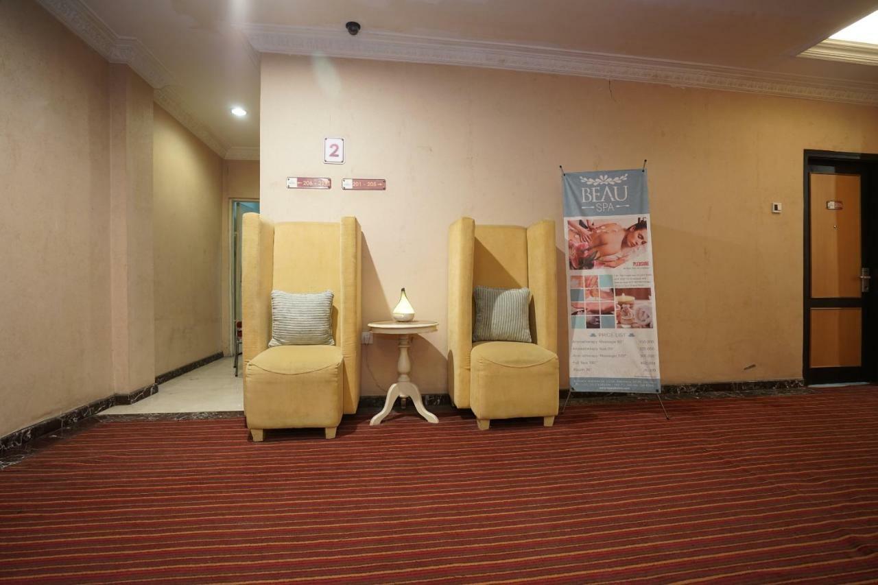 Capital O 1128 Hotel Imara Palimbão Exterior foto